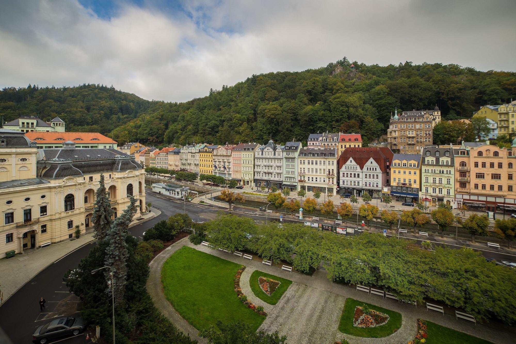 Interhotel Central Karlovy Vary Ngoại thất bức ảnh